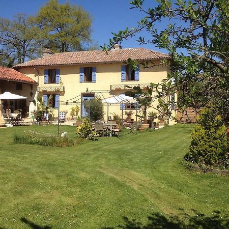 Domaine Le Chec Bed & Breakfast Saint-Ost Bagian luar foto