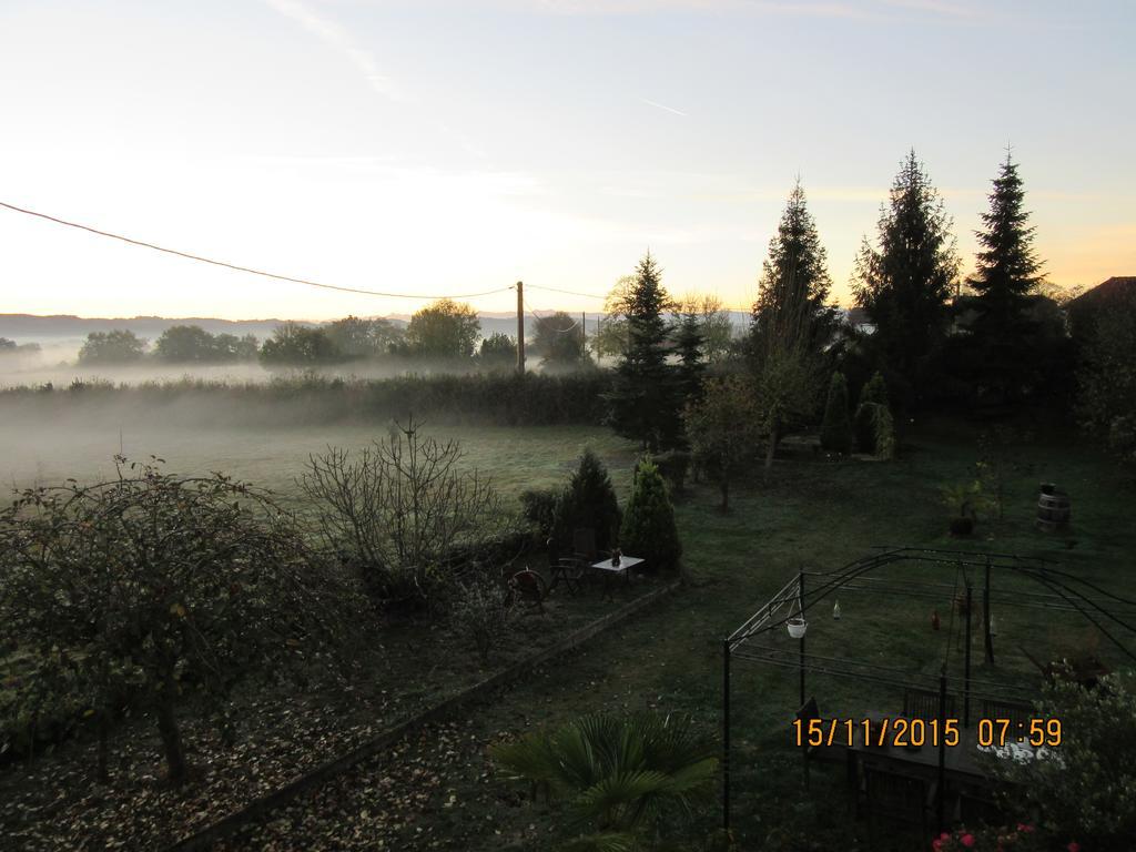 Domaine Le Chec Bed & Breakfast Saint-Ost Bagian luar foto