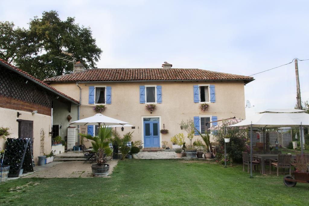Domaine Le Chec Bed & Breakfast Saint-Ost Bagian luar foto
